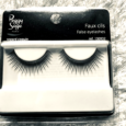 Peggy sage yeux faux cils adhesif regard coquin  Ref : 130932 neuf