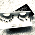 Magnifique yeux kit faux cils et colle a faux cils professionnel 137 noir et plume neuf