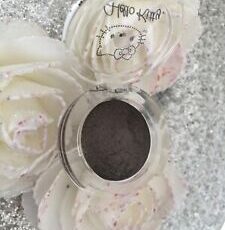 Hello Kitty Sublime Mono Ombre A Paupieres Kawai London Pog Gris Taupe Irisé
