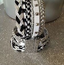 M1 Bijoux Bracelet Aimente Manchette Strass Breloque Fantaisie Noir Et Blanc