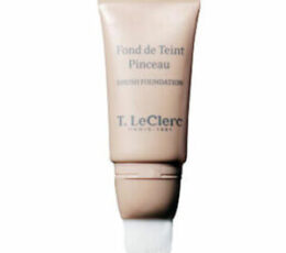 T.leclerc fond de teint spf20 anti age pinceau pro intégré 02 beige satiné neuf