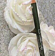 Hello Kitty Crayon Yeux Intense Khol Vert Engagé