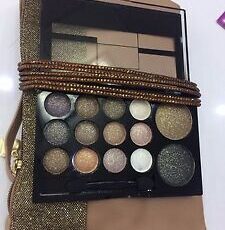 Tres Belle Palette Yeux 14 Tons Pailletter Couleur Chaude Et Magnifique